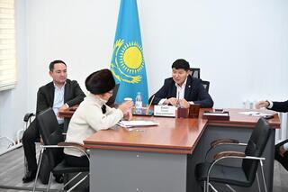 Аким города провёл личный приём граждан
