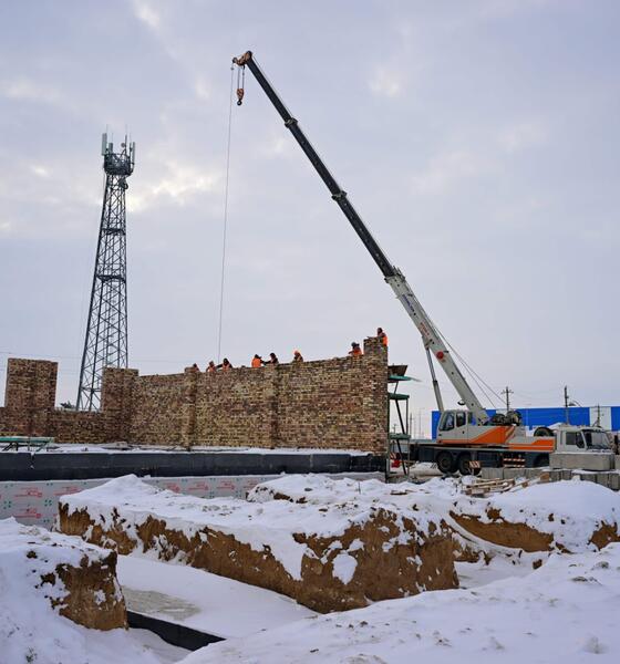 Аким Павлодарской области проверил реализацию инфраструктурных проектов в Аксу