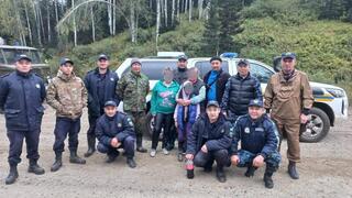 Полицейские нашли пропавших грибников в ВКО