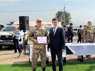 В Алматинской области наградили участников ликвидации пожара на полигоне близ Алатау