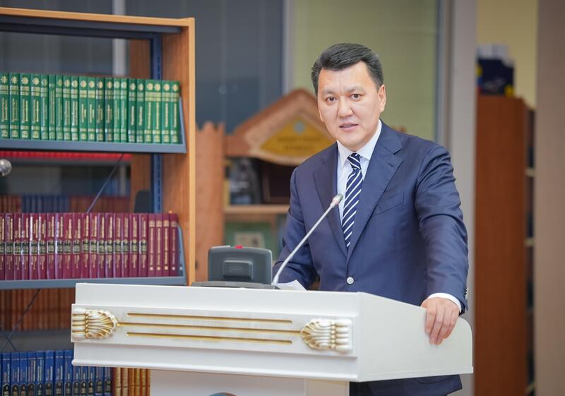 Новая академическая семитомная история Казахстана рекомендована к публикации
