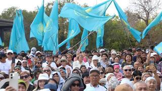 30 лет Конституции: тысячи карагандинцев собрались на форуме патриотов