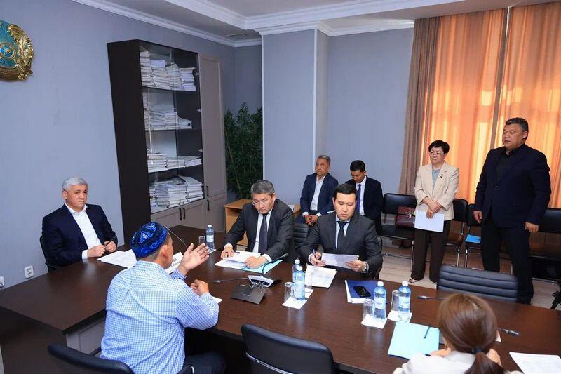 Ермаганбет Булекпаев провёл приём по личным вопросам
