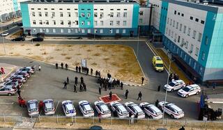 В Мангистауской области медицинским учреждениям передали новые санитарные автомобили