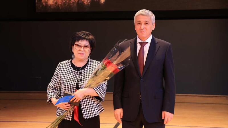 «Это не работа, а призвание»: лучших соцработников наградили в Карагандинской области
