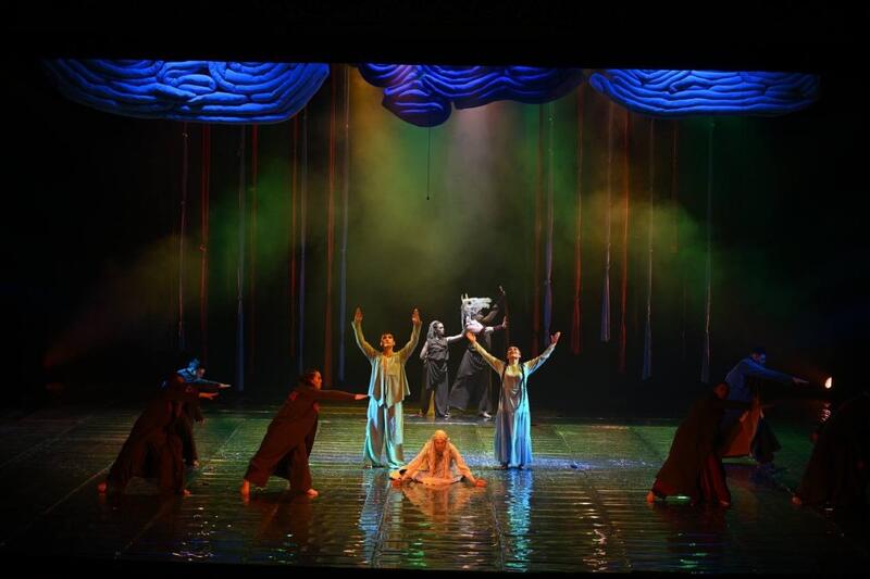 Аким области посетил премьеру этнопластического перформанса «Ботай» театра Sensitive