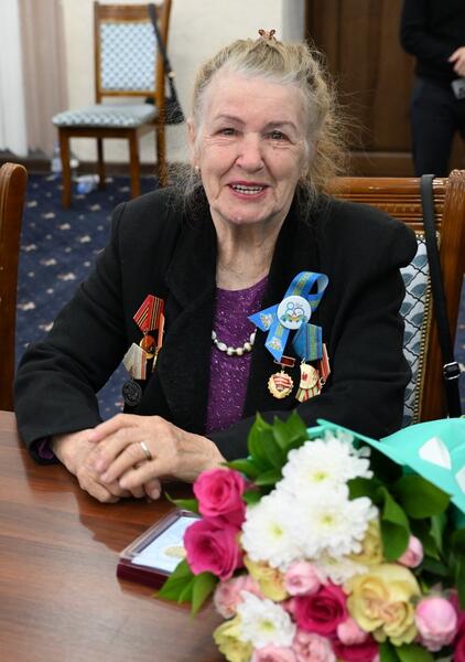 Ветеранам тыла СКО вручили юбилейные медали 80-летия Победы