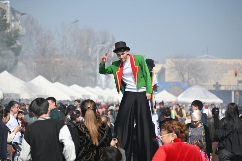 ШЫМКЕНТ: ПРОХОДИТ МЕЖДУНАРОДНЫЙ ГАСТРОНОМИЧЕСКИЙ ФЕСТИВАЛЬ «DAMDASTOUR»