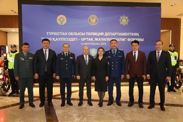 Закон и порядок: в Туркестане прошёл профилактический форум для водителей