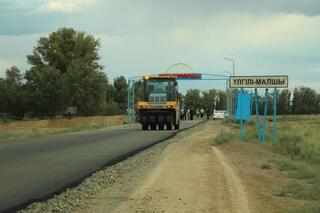 В Кокпектинском районе активно ведутся дорожные работы