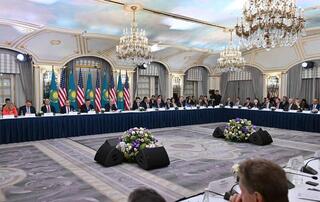 ВСТРЕЧИ В НЬЮ-ЙОРКЕ: КАЗАХСТАН УКРЕПЛЯЕТ МЕЖДУНАРОДНОЕ СОТРУДНИЧЕСТВО В ЗДРАВООХРАНЕНИИ