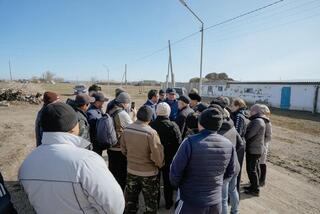 Нурлан Уранхаев встретился с жителями Аксуатского района