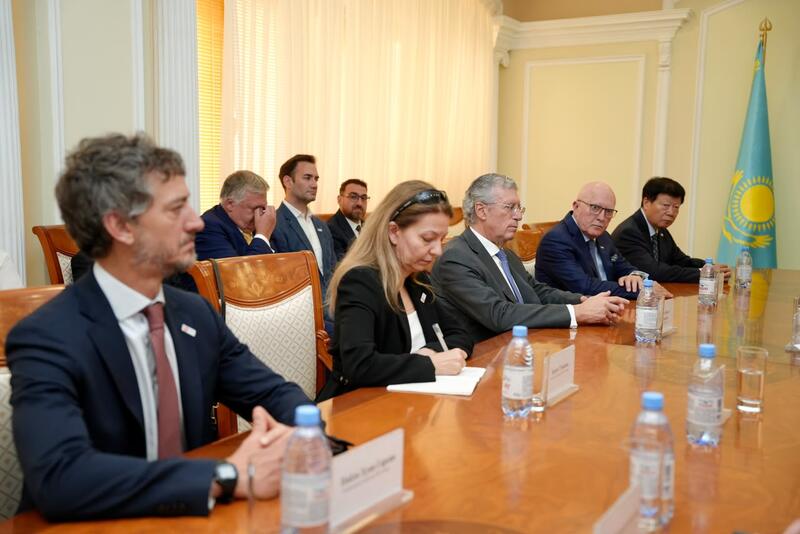 Ерлан Аккенженов обсудил с руководством WPC Energy подготовку к Всемирному энергетическому конгрессу в Астане