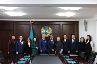 Председатель Высшего Судебного Совета Дмитрий Малахов провёл встречу с Председателем Республиканской нотариальной палаты Олегом Полумордвиновым