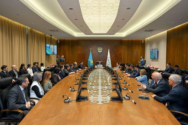 В области Абай отметили вклад финансистов