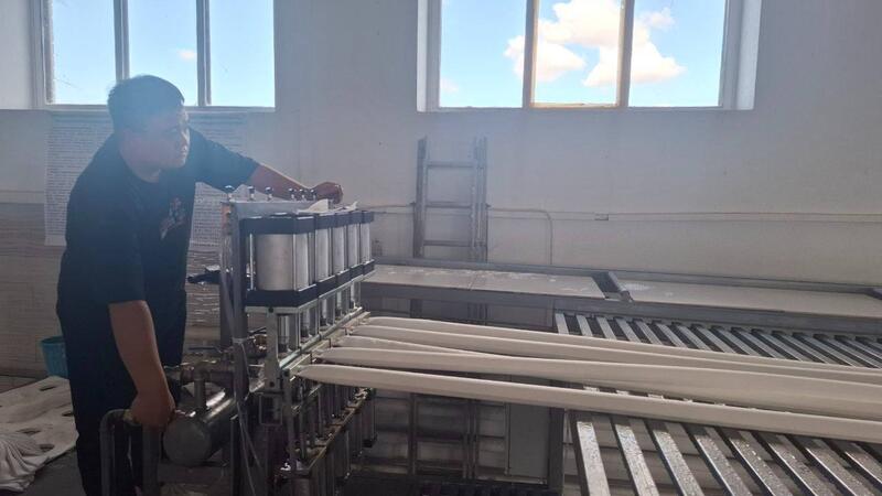 В Актобе запущено уникальное производство пожарных шлангов