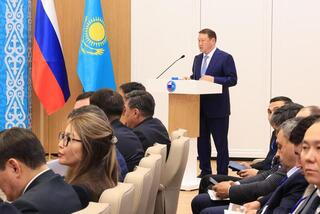 Аким Костанайской области Кумар Аксакалов поприветствовал участников 19 Форума межрегионального сотрудничества Казахстана и России.