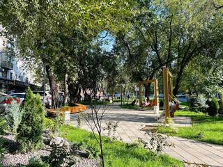 В Ауэзовском районе Алматы появился новый сквер