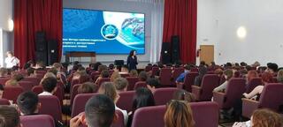 Чат в опасности: как «Летучий отряд» вскрывает схемы онлайн-вербовки подростков