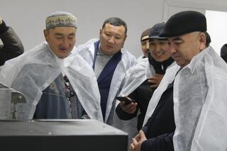 В Каркаралинском районе победитель фестиваля BaiQymyz открыл новый цех в родном селе