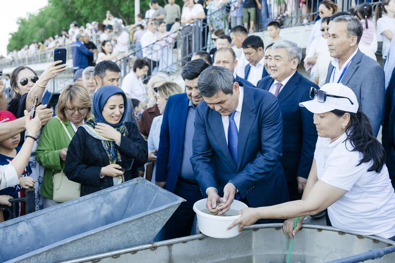 Более 5 000 атыраусцев собрал международный фестиваль «Қазыналы Каспий»