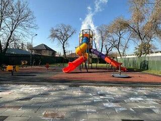 В Жетысуском районе Алматы благоустроено 28 дворов и 1,5 км набережной