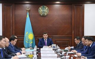 Строительство железнодорожных вокзалов - на контроле