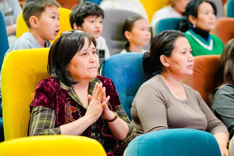 Традиции и современные технологии объединили на концерте в честь Наурыза в Астане