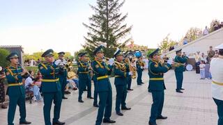 Патриотическое шествие прошло в День государственных символов в Астане