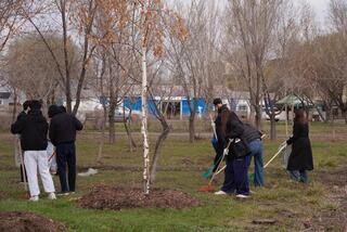 Студенты столичного вуза приняли участие в субботнике