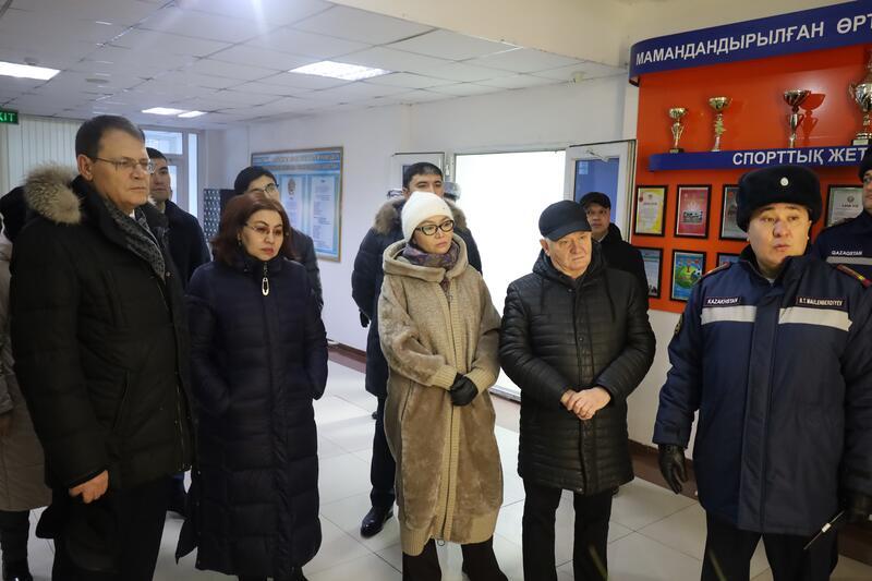 Депутаты Сената Парламента РК посетили подразделения МЧС
