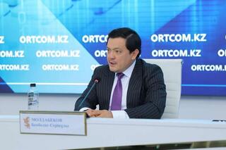 В Службе центральных коммуникаций при Президенте Республики Казахстан вице-министр юстиции Бекболат Молдабеков провёл брифинг