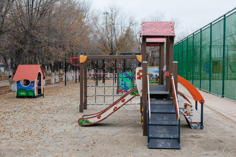 Бюджет народного участия: в Атырау строятся игровые и спортивные площадки