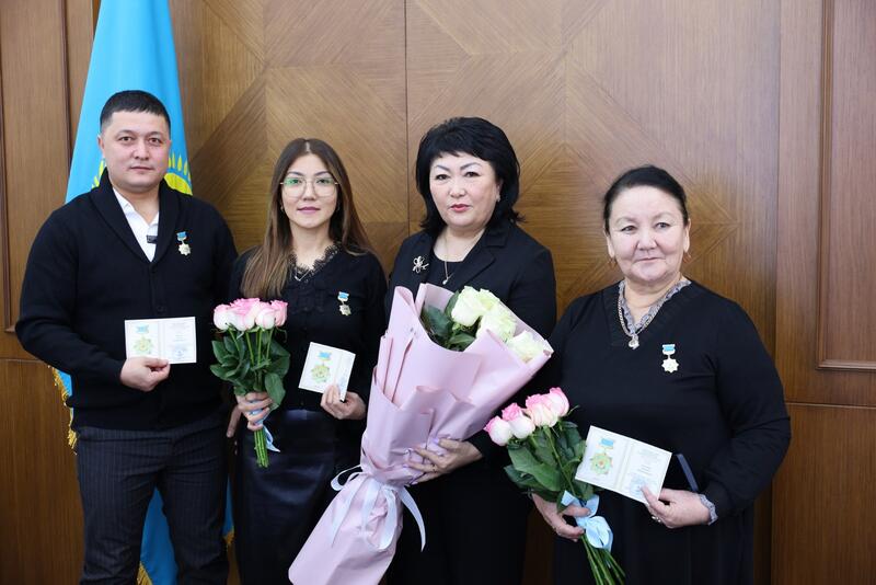 ЛУЧШИЕ РАБОТНИКИ СФЕРЫ ЗДРАВООХРАНЕНИЯ БЫЛИ НАГРАЖДЕНЫ