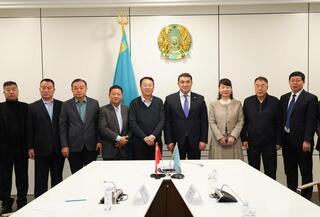 В ТУРКЕСТАНСКОЙ ОБЛАСТИ ПРОВЕДЕНЫ ПЕРЕГОВОРЫ С ИНВЕСТОРАМИ ПО РЕАЛИЗАЦИИ ВАЖНЫХ ПРОЕКТОВ