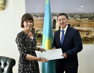 Новый Посол Латвии в Казахстане вручила копии верительных грамот