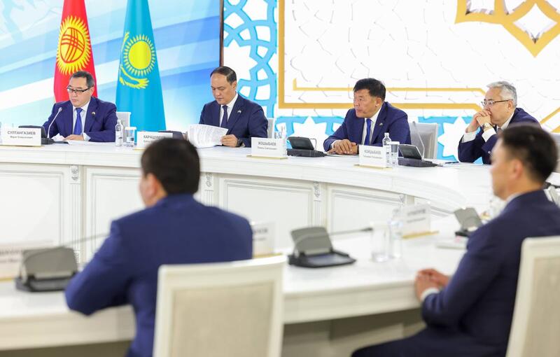 Документы на $65 млн подписаны на I Форуме межрегионального сотрудничества Казахстана и Кыргызстана