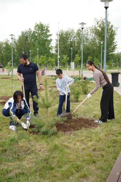 Спортсмены Астаны поддержали экочеллендж ко Дню эколога