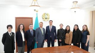 Встреча вице-министра экологии и природных ресурсов Республики Казахстан М.Т. Ошурбаева с руководителем Отделения ООН по устойчивому развитию UNOSD Чун Кю Пак