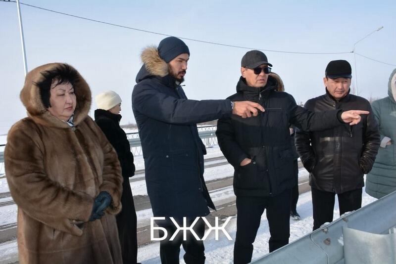 Подготовка к паводку: в посёлке Г. Мустафина разбирают ставшую ненужной технологическую дорогу