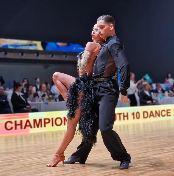 Столичная пара выиграла чемпионат мира по танцам