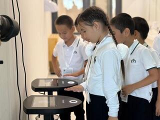 Безопасность учащихся: в столичной «Келешек мектебi» запущена система «Alaqan»