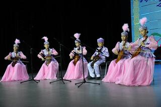 В Астане чествовали опекунов, подаривших детям возможность воспитываться в семье