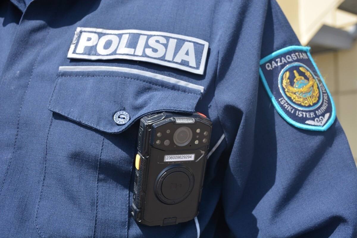 Полицейские пресекли противоправные действия благодаря звонку несовершеннолетних в Кокшетау