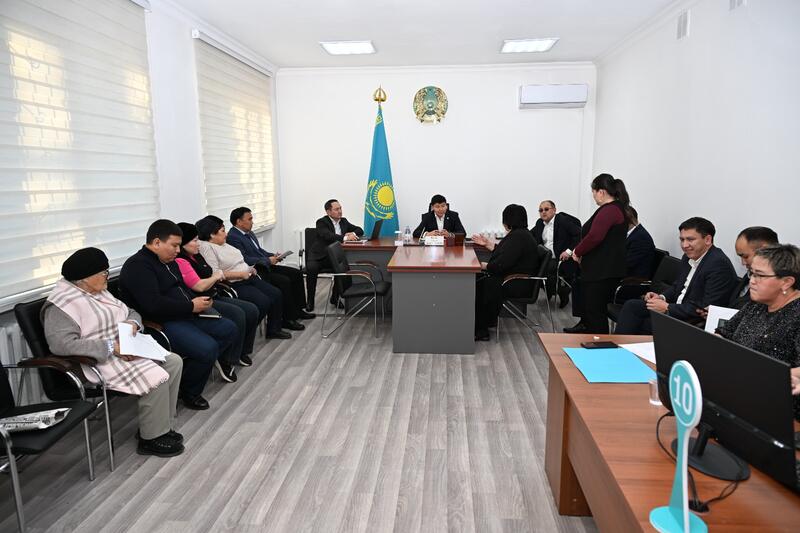 Аким города провёл личный приём граждан