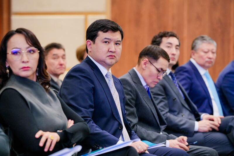 В Астане прошла экспертная встреча по обсуждению проекта новой Конституции