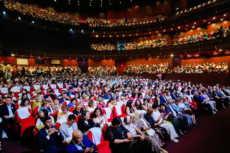 «Алтын Шипагер»: лучших медицинских работников чествовали в Астане