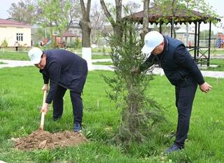 ТУРКЕСТАН: В ЖЕТЫСАЕ В ПРОВЕДЁННОМ МАССОВОМ СУББОТНИКЕ «ТАЛМЕН ТҮЛЕГЕН ТУҒАН ЖЕР» ПРИНЯЛИ УЧАСТИЕ ОКОЛО 2 ТЫСЯЧ ЖИТЕЛЕЙ