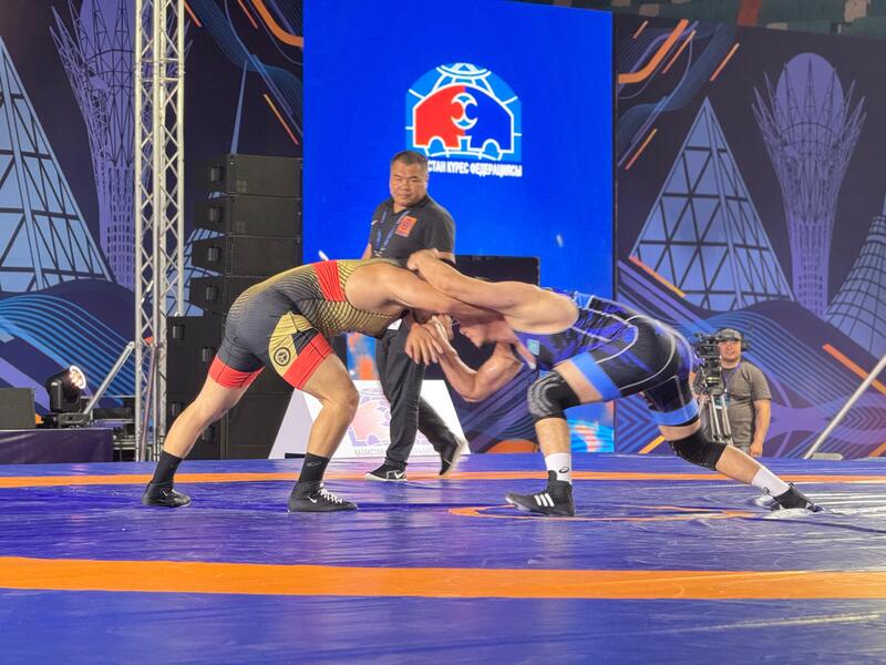 В Астане проходит традиционный Кубок Казахстана по видам борьбы