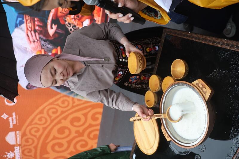 Лучшего производителя қымыза выбирали на празднике Қымызмұрындық в столице